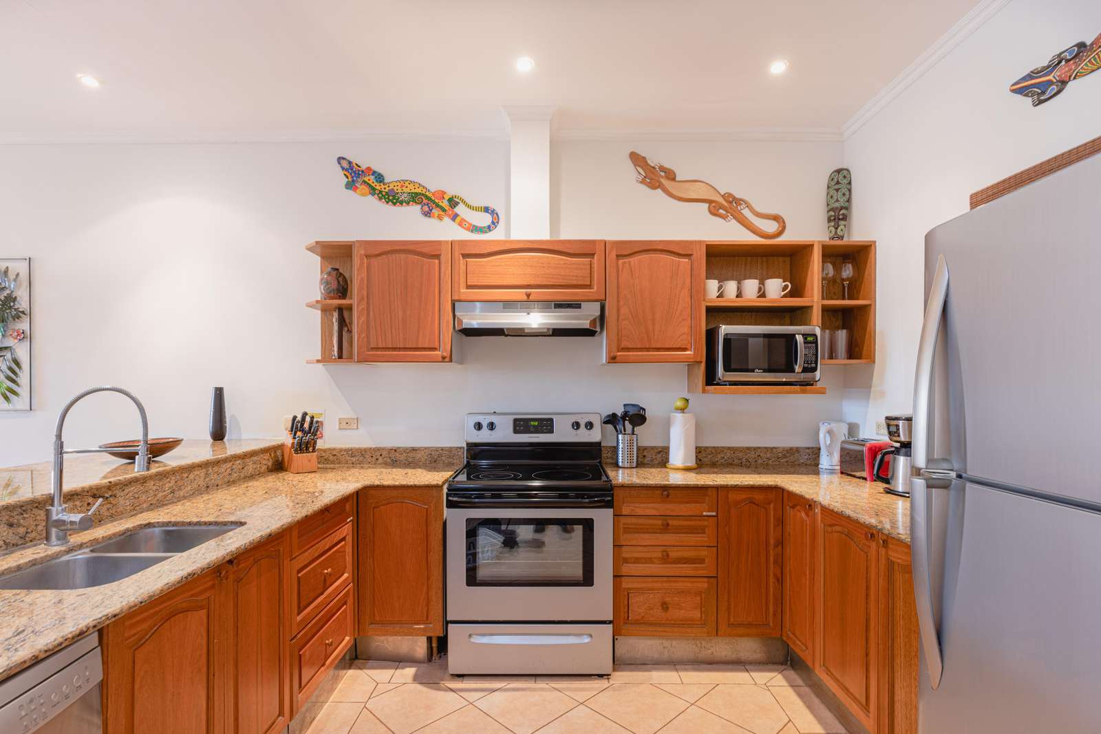 Gourmet kitchen, stainless steel appliances, granite countertops