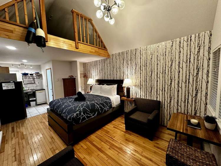 11T – West Coast Cabin Preview 0
