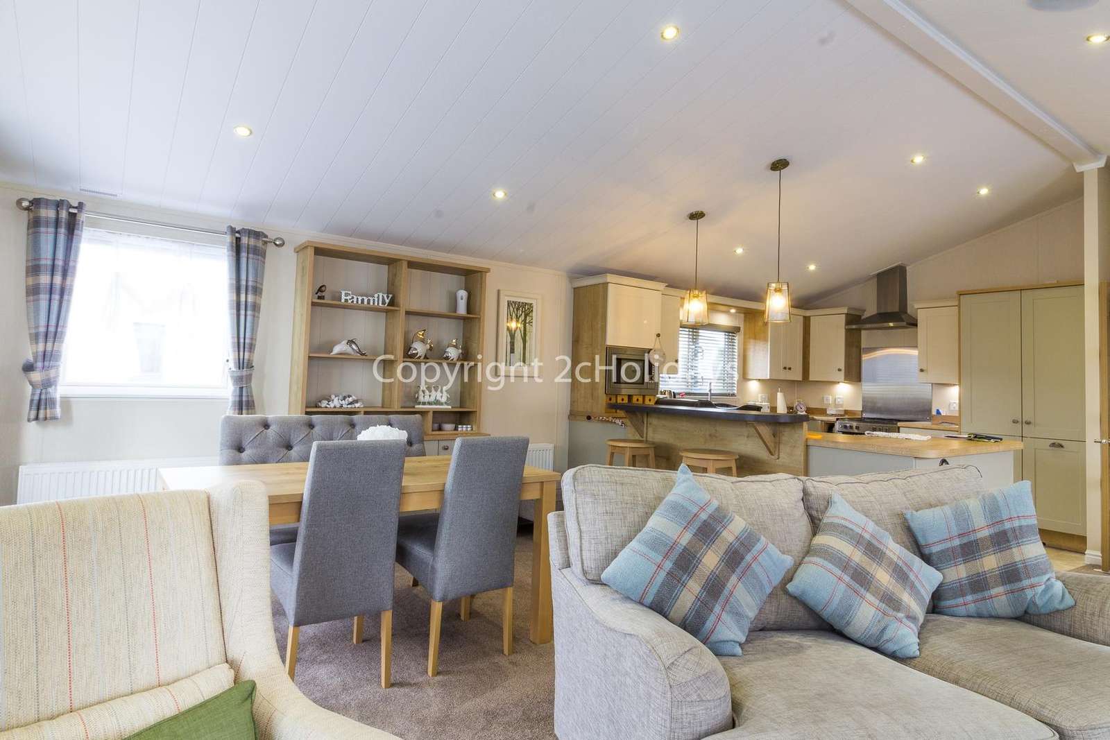 Stunning open plan lounge/diner and kitchen!