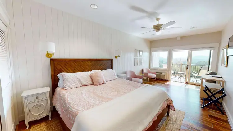 Bedroom 6 – Big Creek Lodge Preview 0