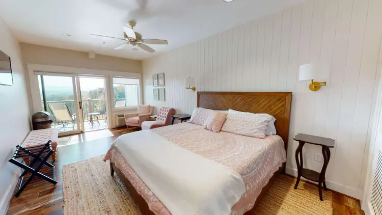 Bedroom 7 – Big Creek Lodge Preview 0