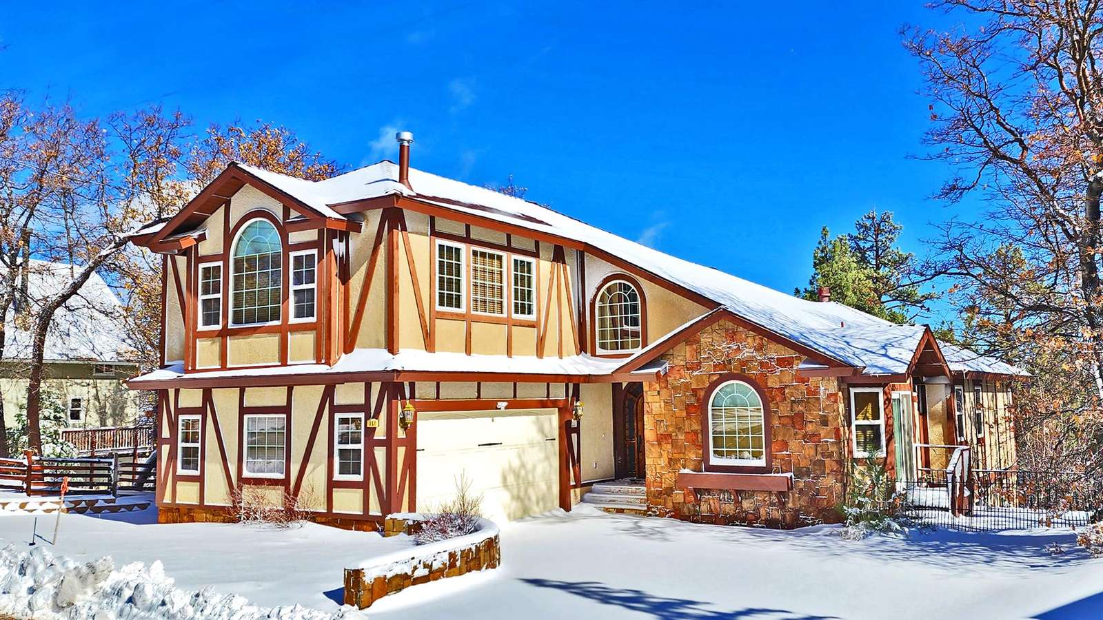 Alpine Chateau Preview 0