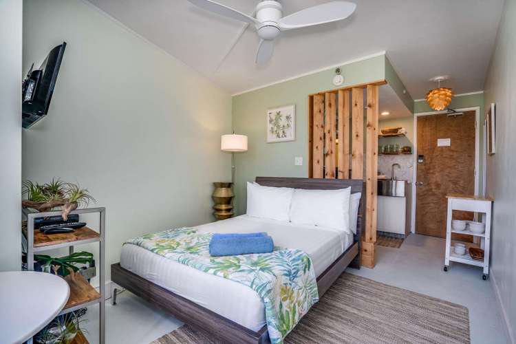 Waikiki Grand Suite 307 Preview 0