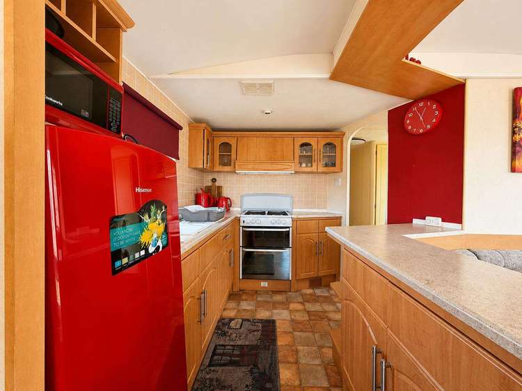 28012HV⭐ – Heron View, 3 bed, 8 berth caravan. Sapphire rated. Preview 5