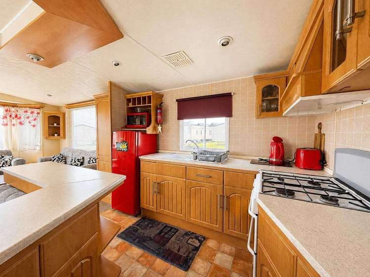 28012HV⭐ – Heron View, 3 bed, 8 berth caravan. Sapphire rated. Preview 4