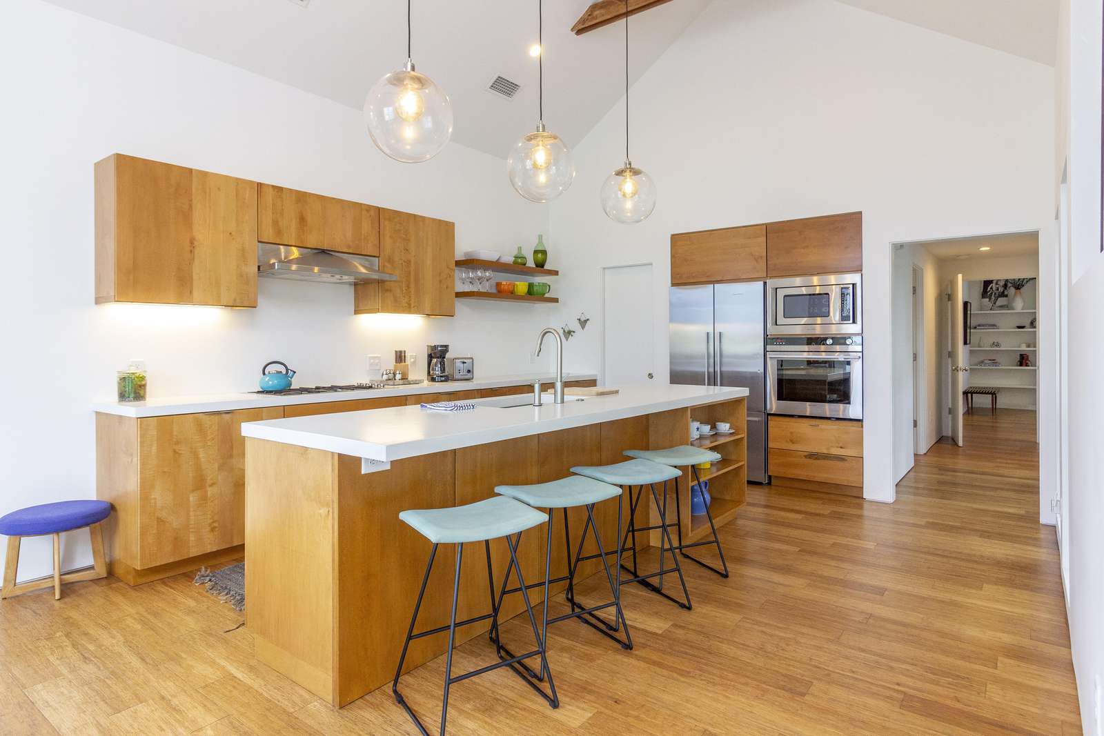 Kitchen Counter with Seating