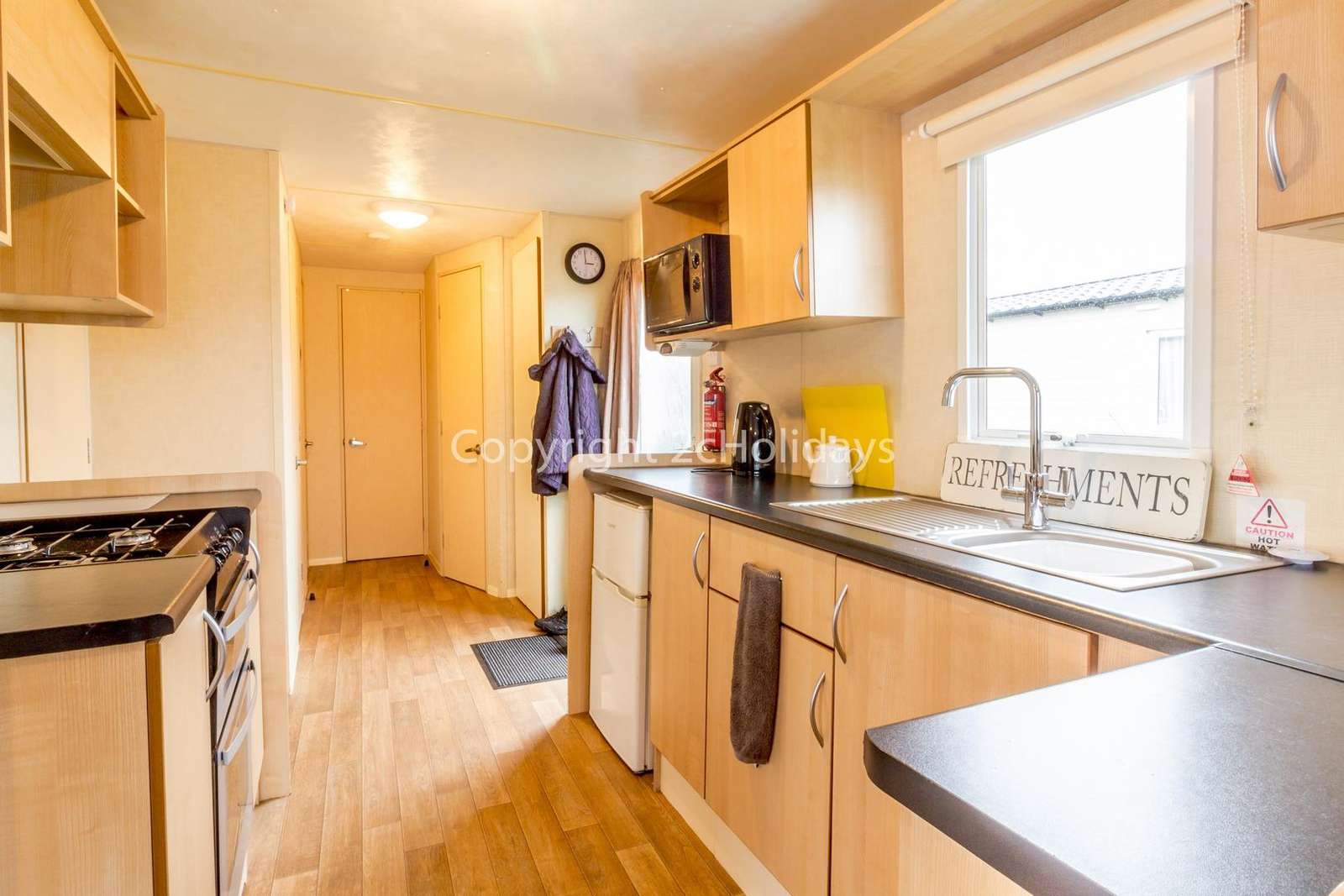 A well equipped kitchen, perfect for self-catering breaks!
