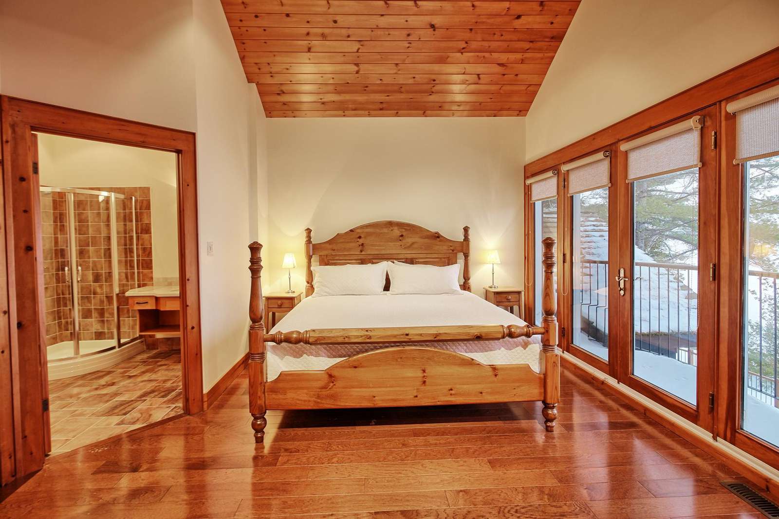 King Bedroom