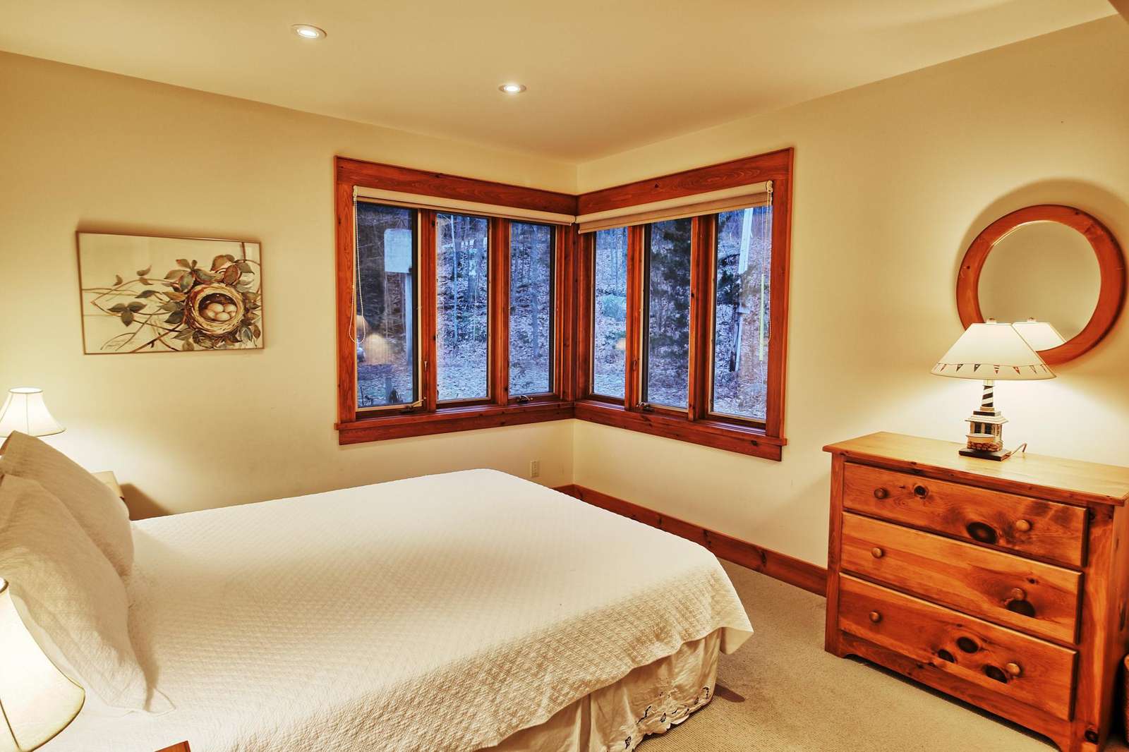 Queen Bedroom