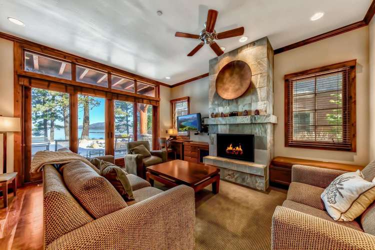 7 Sierra Shores – 3BR/3BA – Lakefront Preview 0