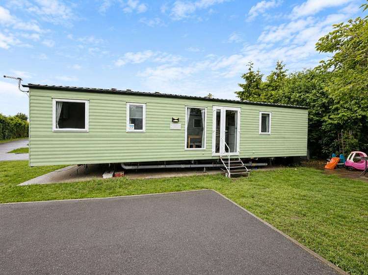 10006G⭐ – G area (at Yare village) 3 bed, 8 berth caravan with D/G and C/H. Ruby rated. Preview 0
