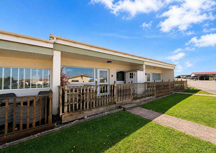 31039R⭐ – Rainbow’s End, 2 bed, 4 berth chalet with double glazing. Opal rated. Preview 0