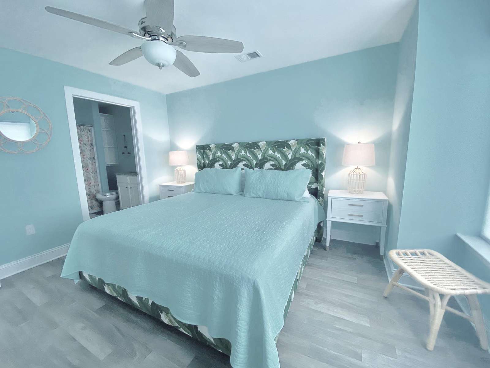 Master bedroom with private bath and tub/shower combo