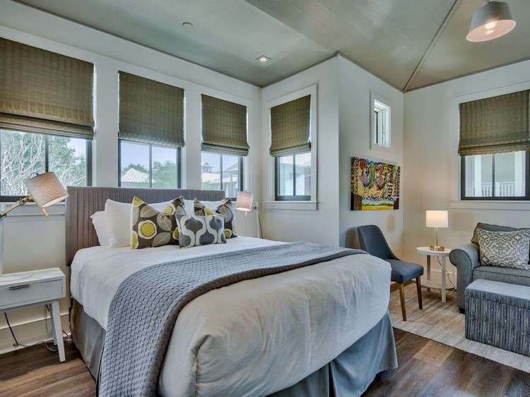207 Wiggle – Carriage House Preview 0