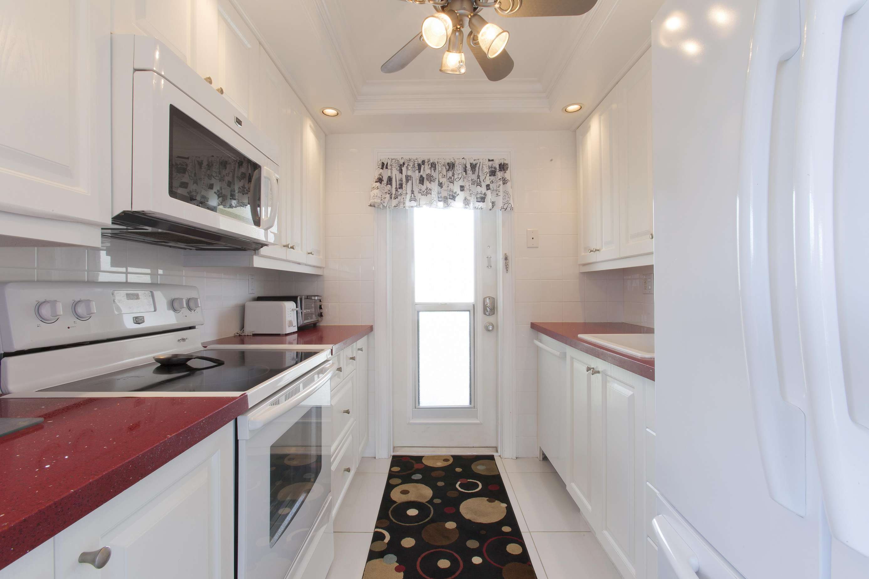 Cameron Condo/Casa Isabella Sabrina Vacation Rental