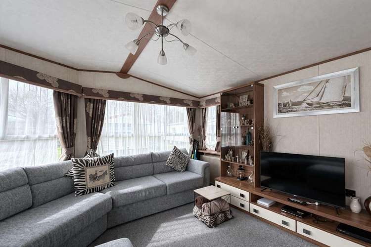 41015WF⭐ – West Field area, 3 bed, 8 berth caravan close to amenities. Opal rated. Preview 4