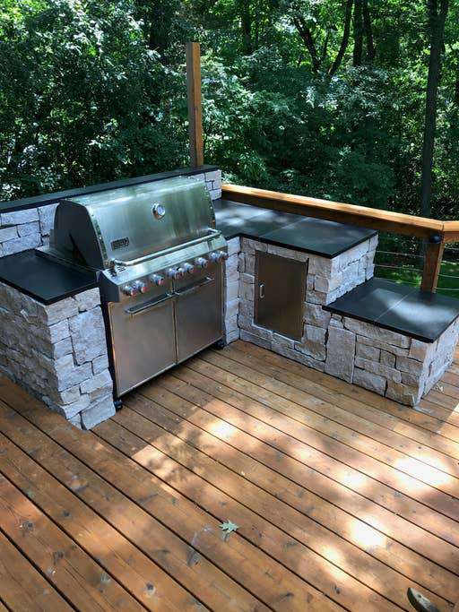 Outdoor kitchen