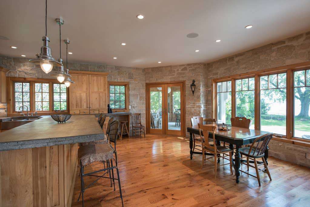 Spacious Kitchen