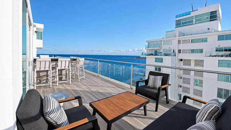 Brand New Furnishings Inside & Out - Beachfront! Preview 0