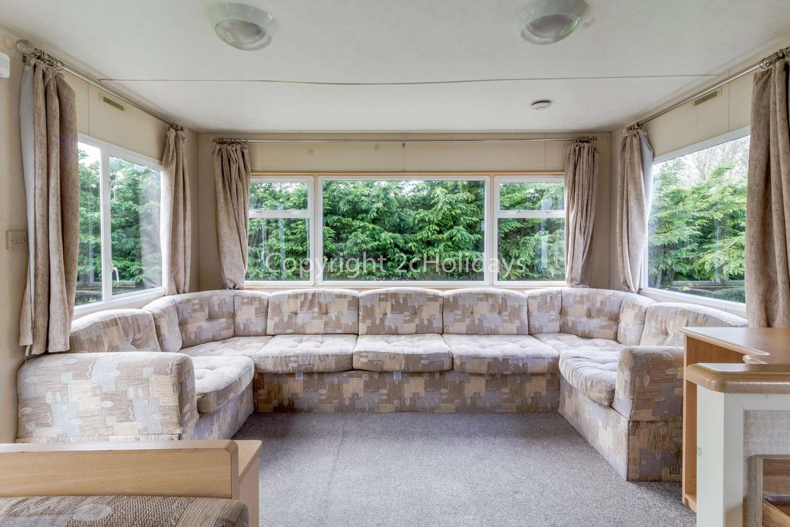 Super cosy lounge, perfect for a relaxing break