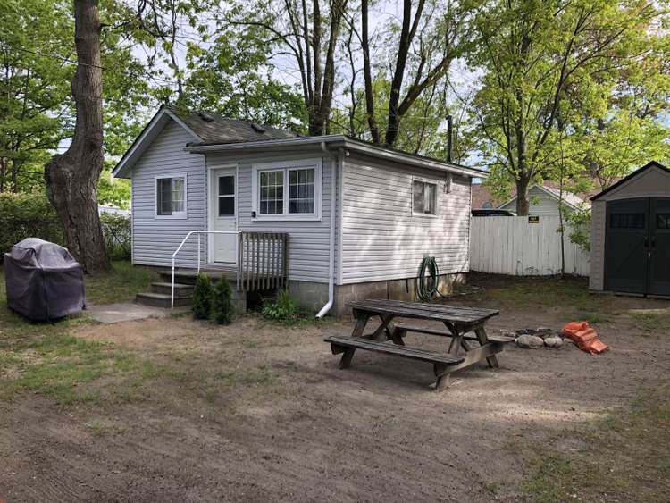 Medium Cottage, 2 min Walk to Beach, BCC #3 Preview 0