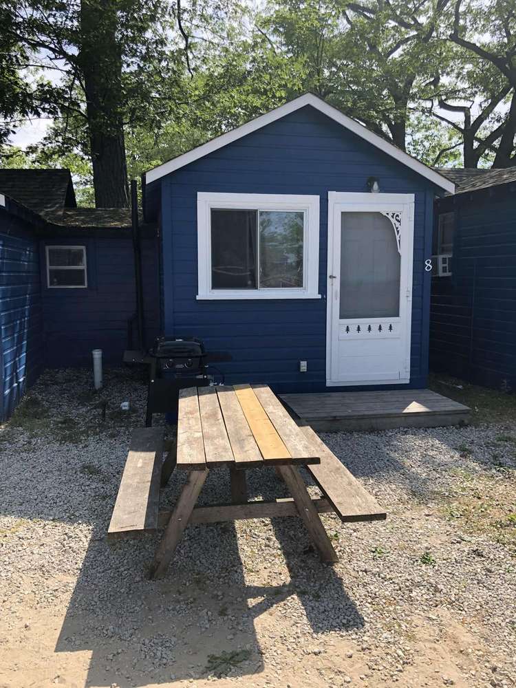 Dock Life Cottage 8 - Riverside, 1 Bedroom, Wasaga Preview 0