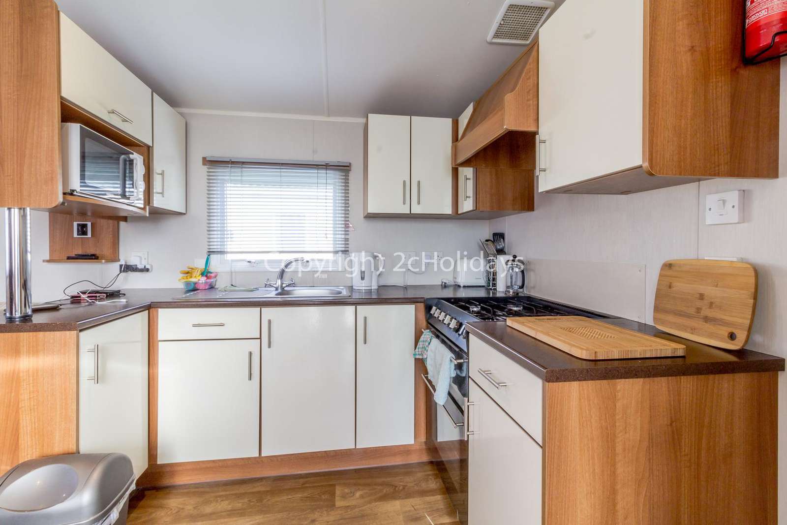 Fully equipped kitchen, perfect for self-catering holidays!