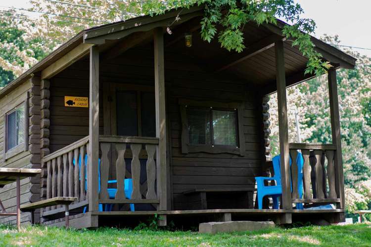 RedEar Cabin (window air/double/2 singles) Preview 0