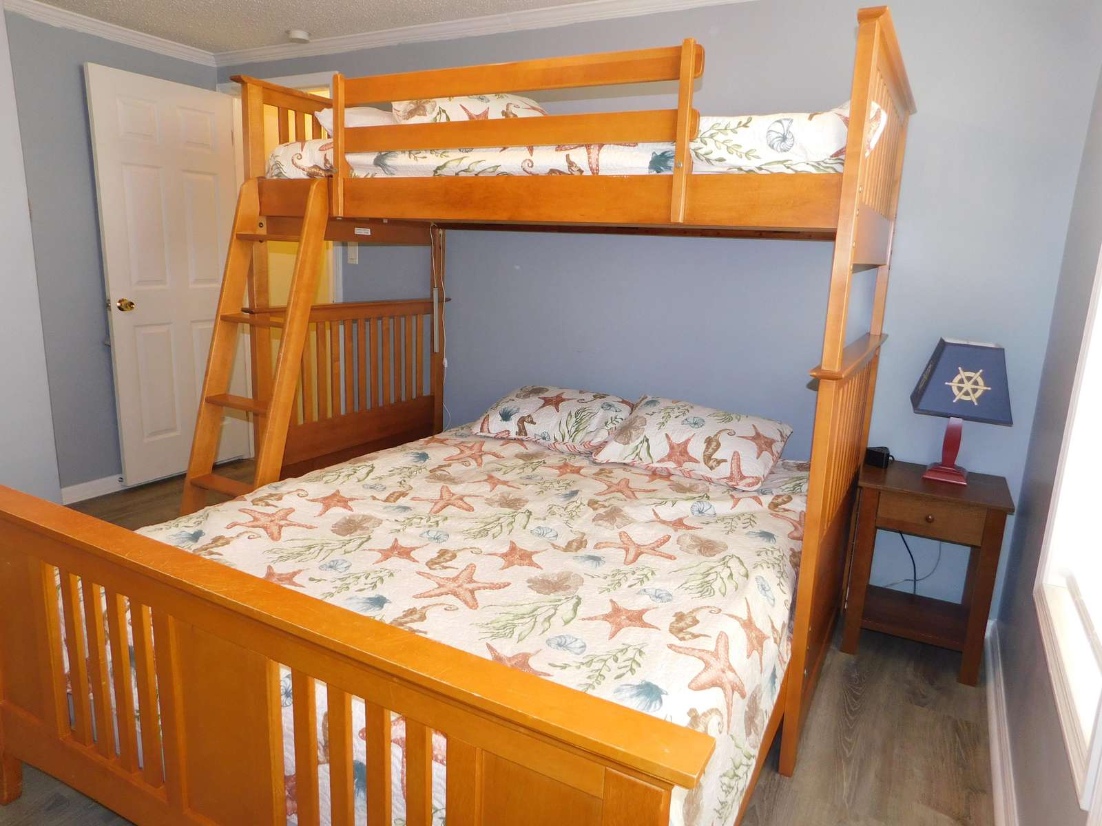Twin over Full bunk