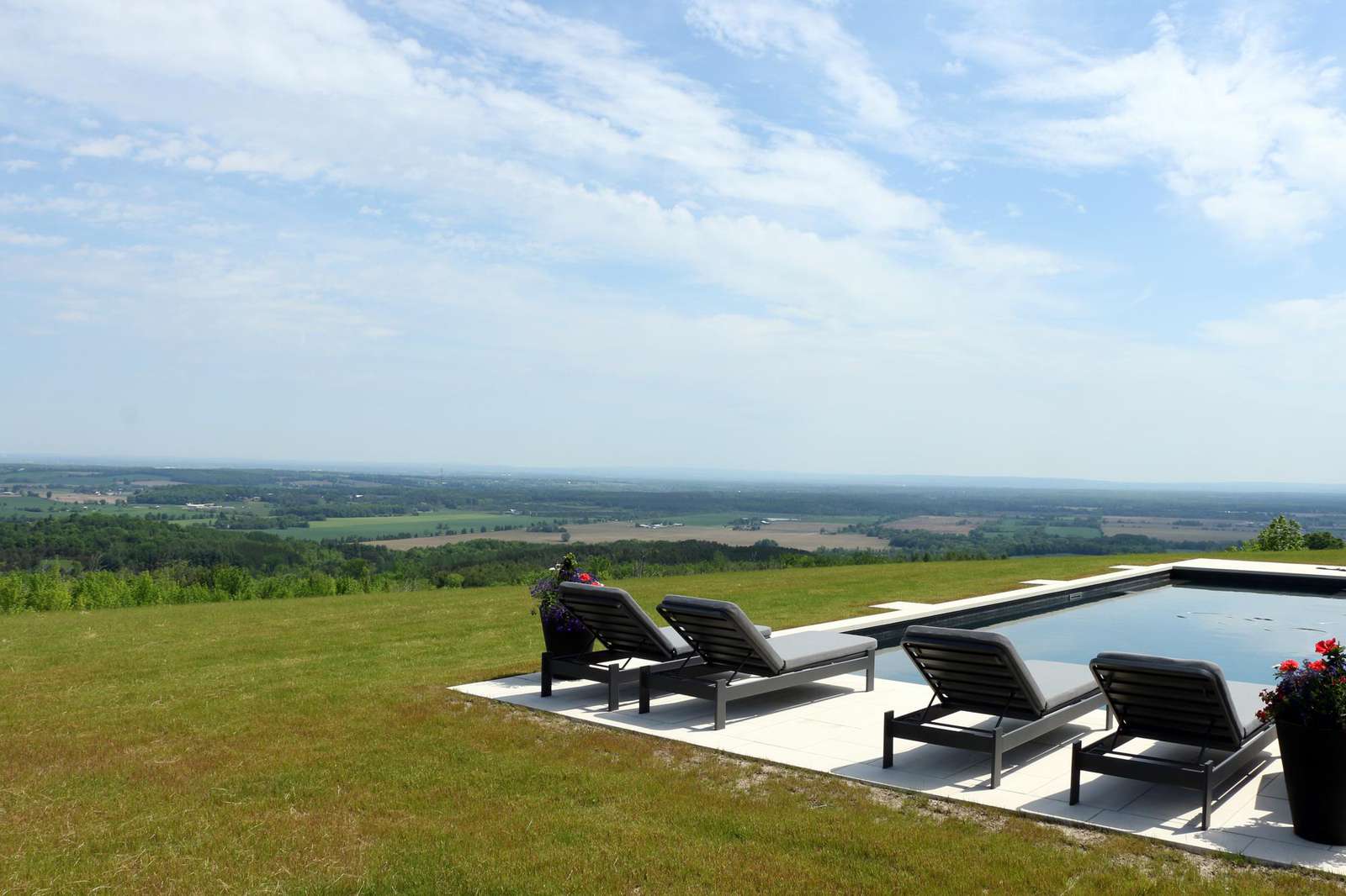 Burnt Barns Creemore Jayne's Cottages Luxury Muskoka Rentals