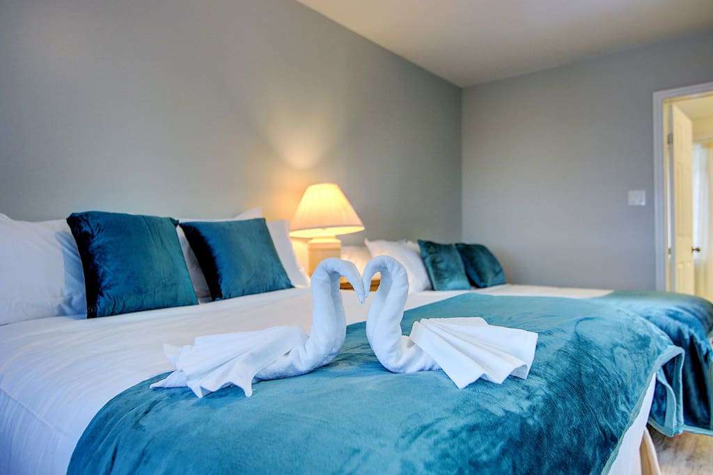 cottage room pic