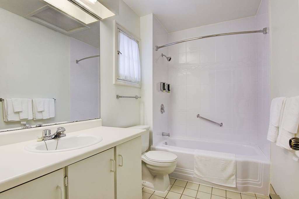 cottage room pic