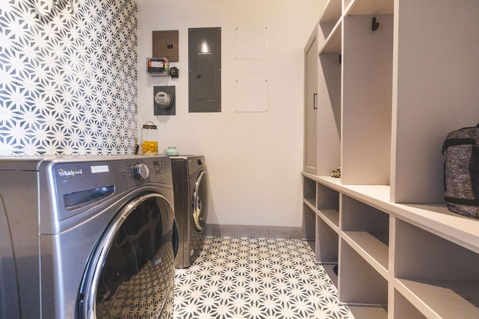 Oversized laundry room