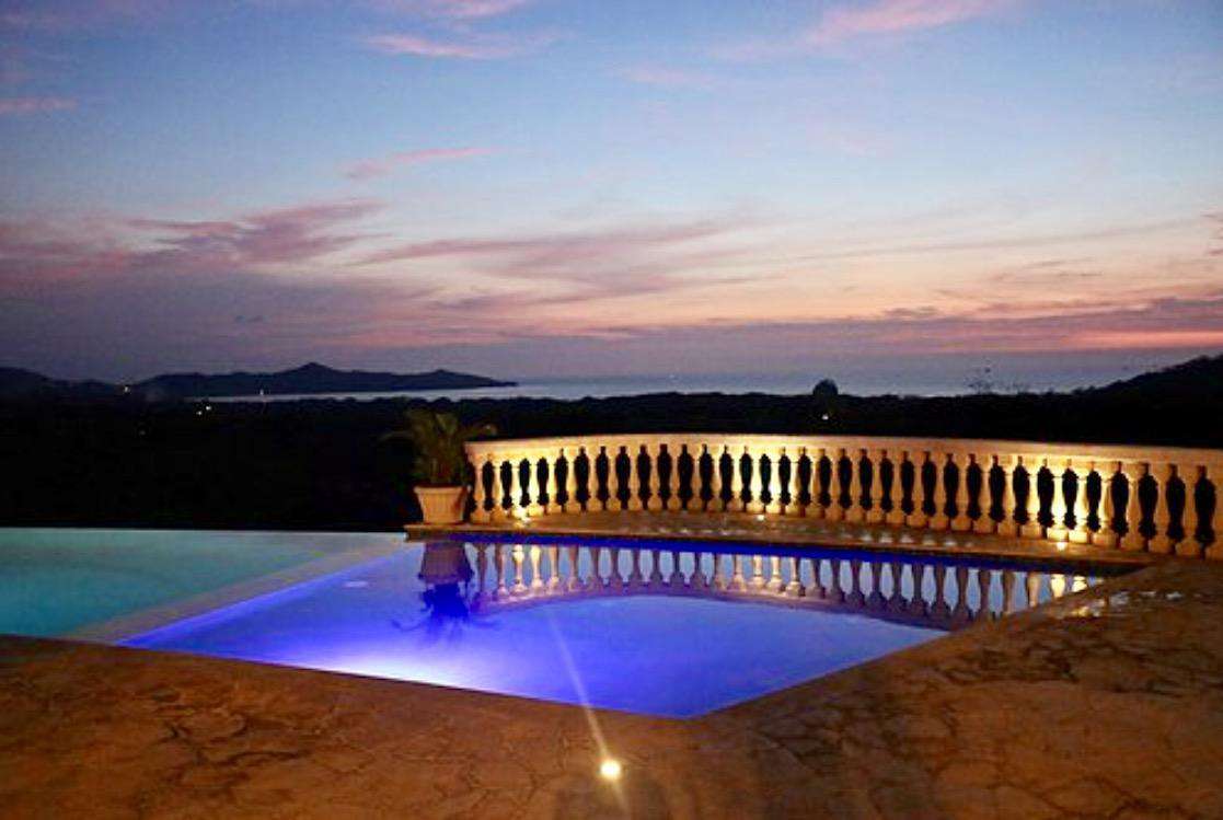 Infinity edge pool at Club at Mar Vista