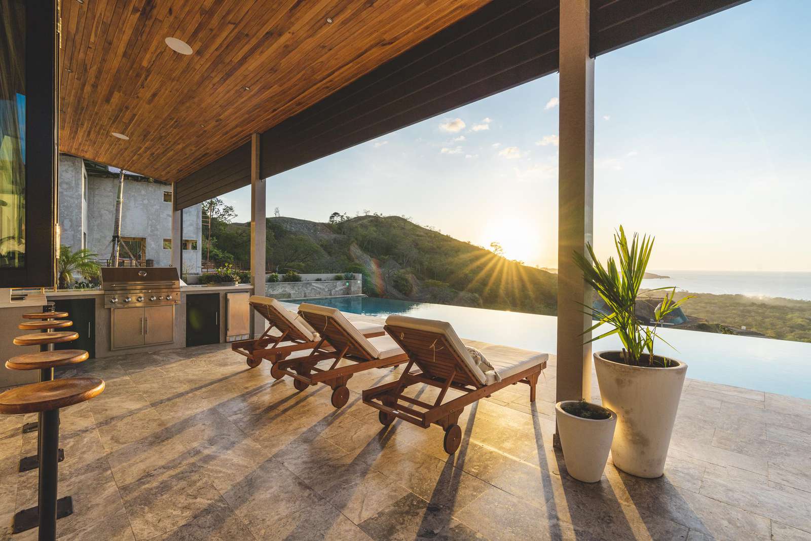 Amazing views, privacy and more