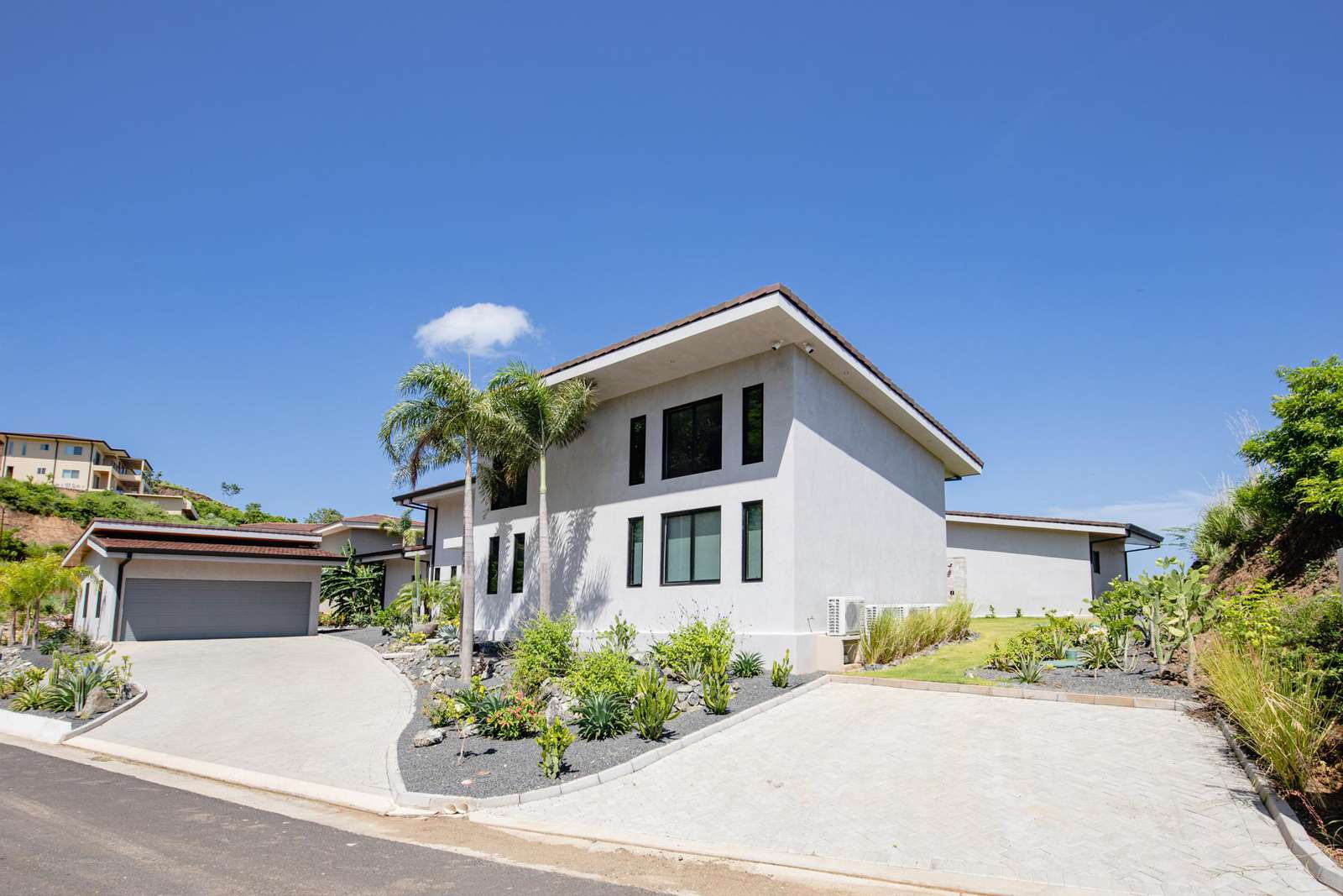 Main view of Casa Paraiso, garage and entry
