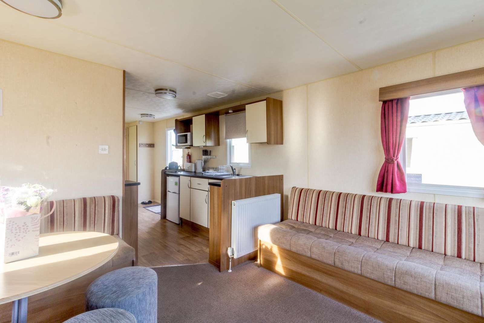 Spacious and open plan kitchen and living/diner