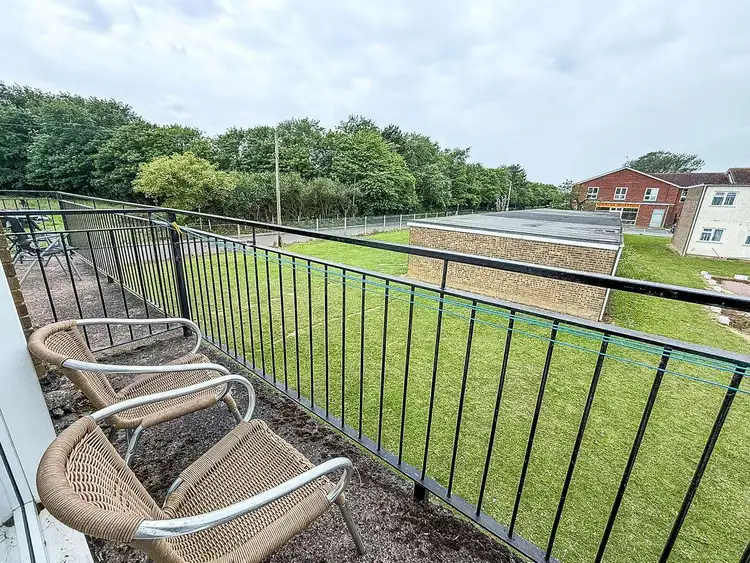18194B⭐ – Bermuda, 3 bed, 6 berth chalet with D/G & electric heaters. Ruby rated. Preview 1