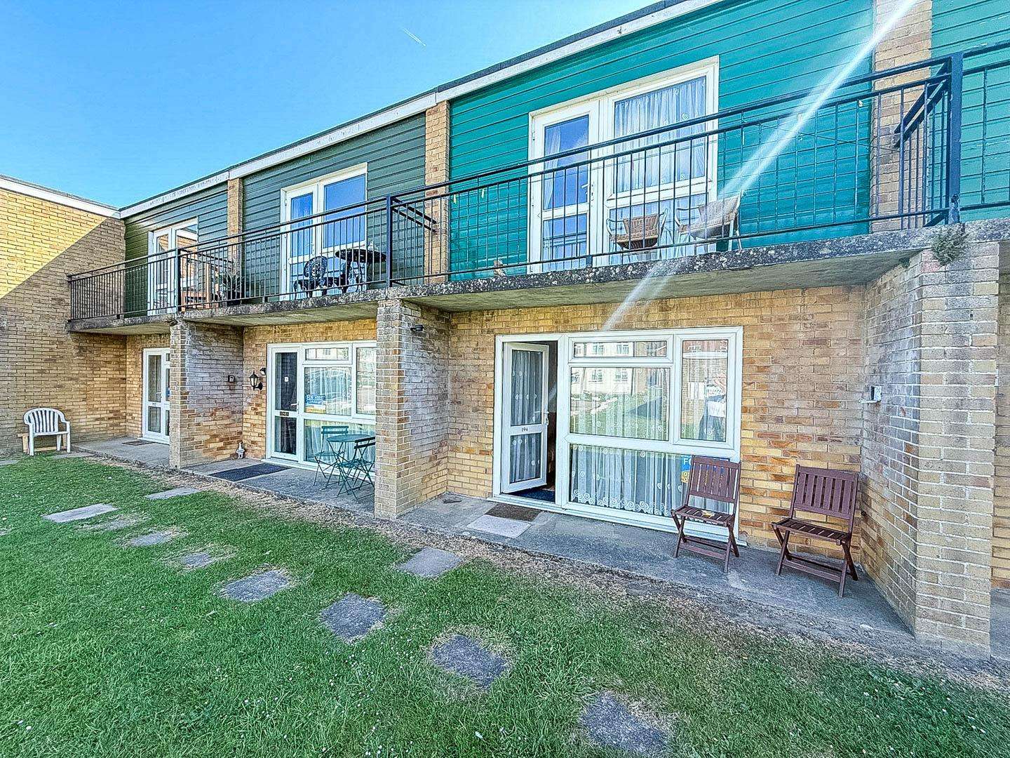 Discover the beauty of the Norfolk coast on your family holidays 2026, with Bermuda Holiday Park Norfolk offering a cosy retreat just minutes away from the Norfolk Coast.. - property