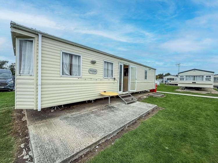 28099GC⭐ – Gainsborough Close, 2 bed, 6 berth caravan. Emerald rated Preview 0