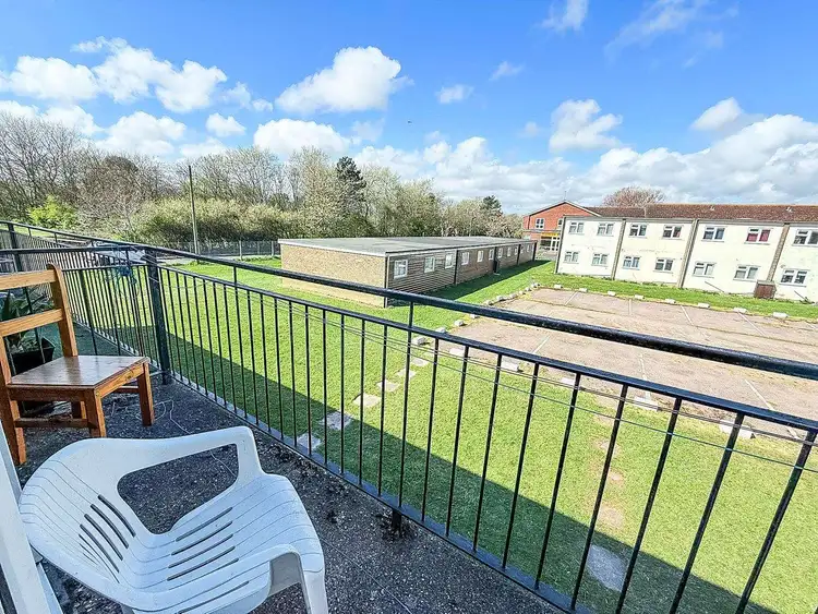 18192B⭐ – Bermuda, 3 bed, 8 berth chalet with D/G & heaters throughout. Ruby rated. Preview 1