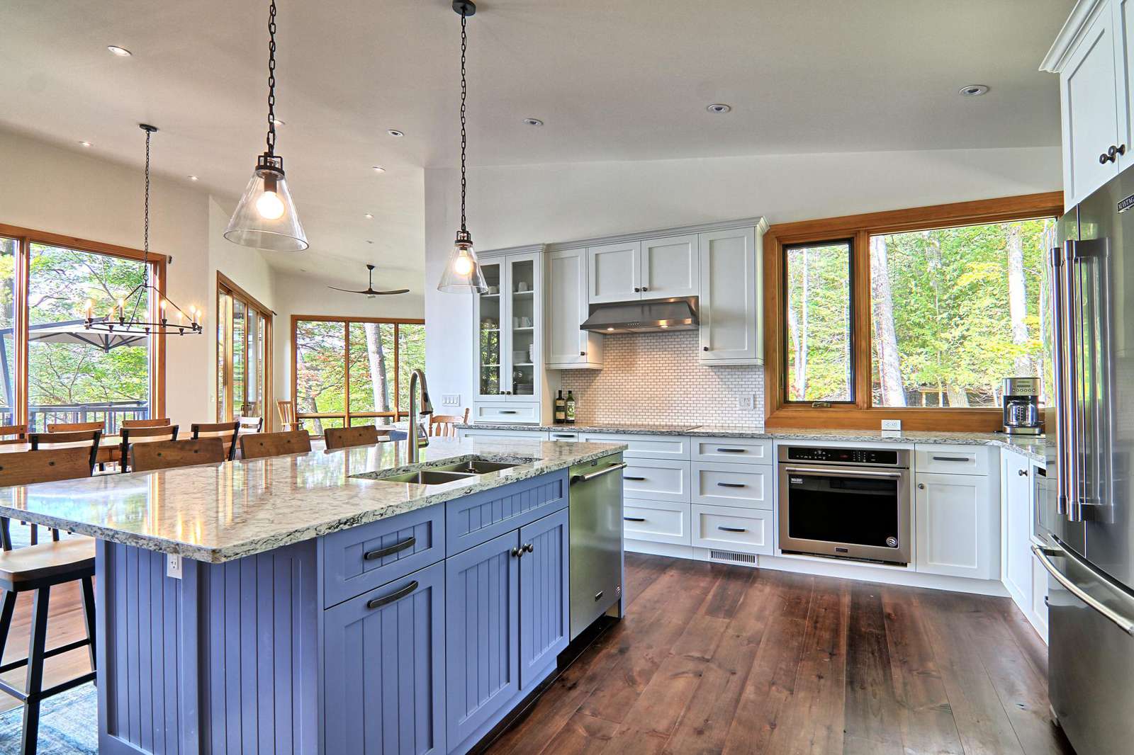 Kitchen with island