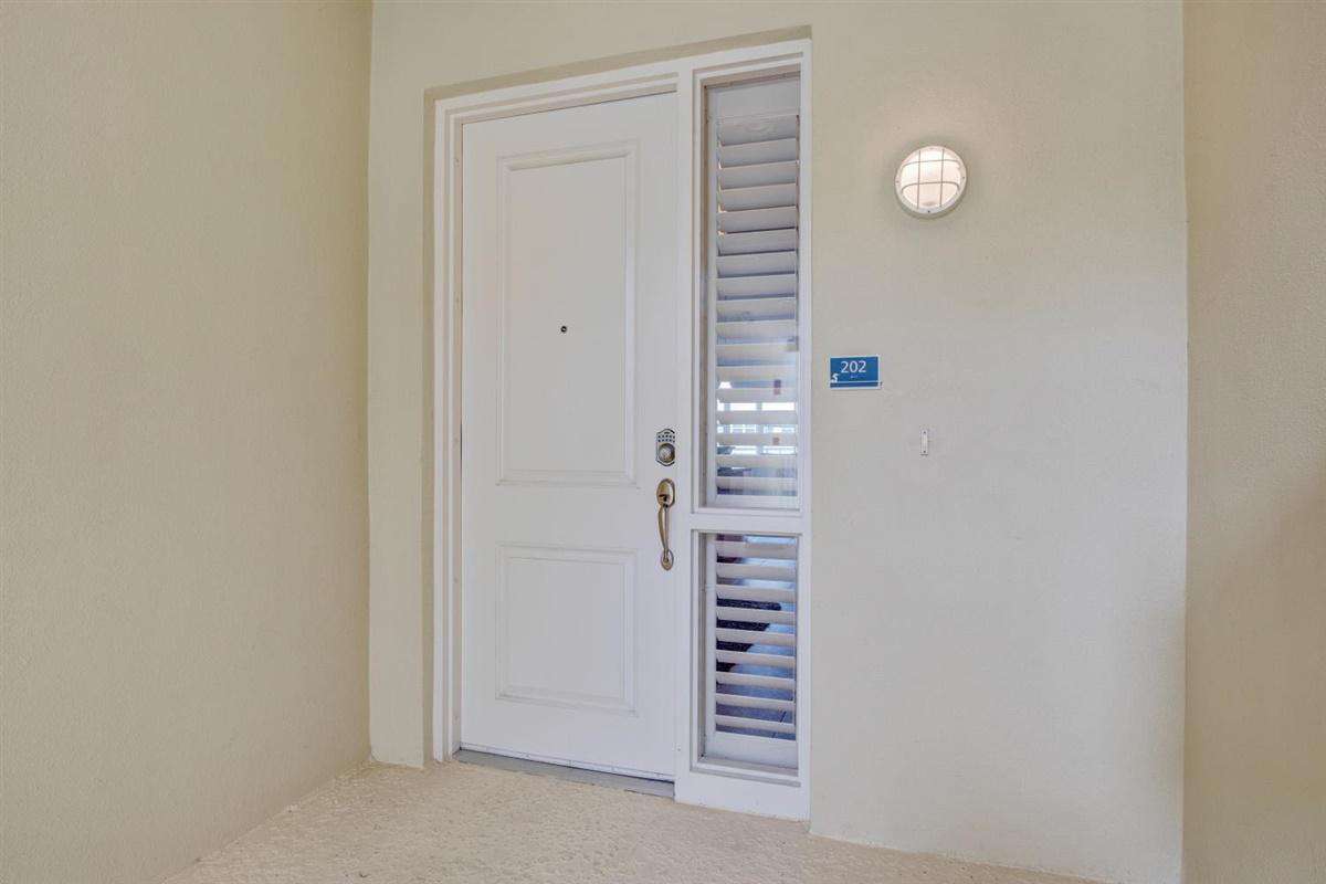 Covered entryway