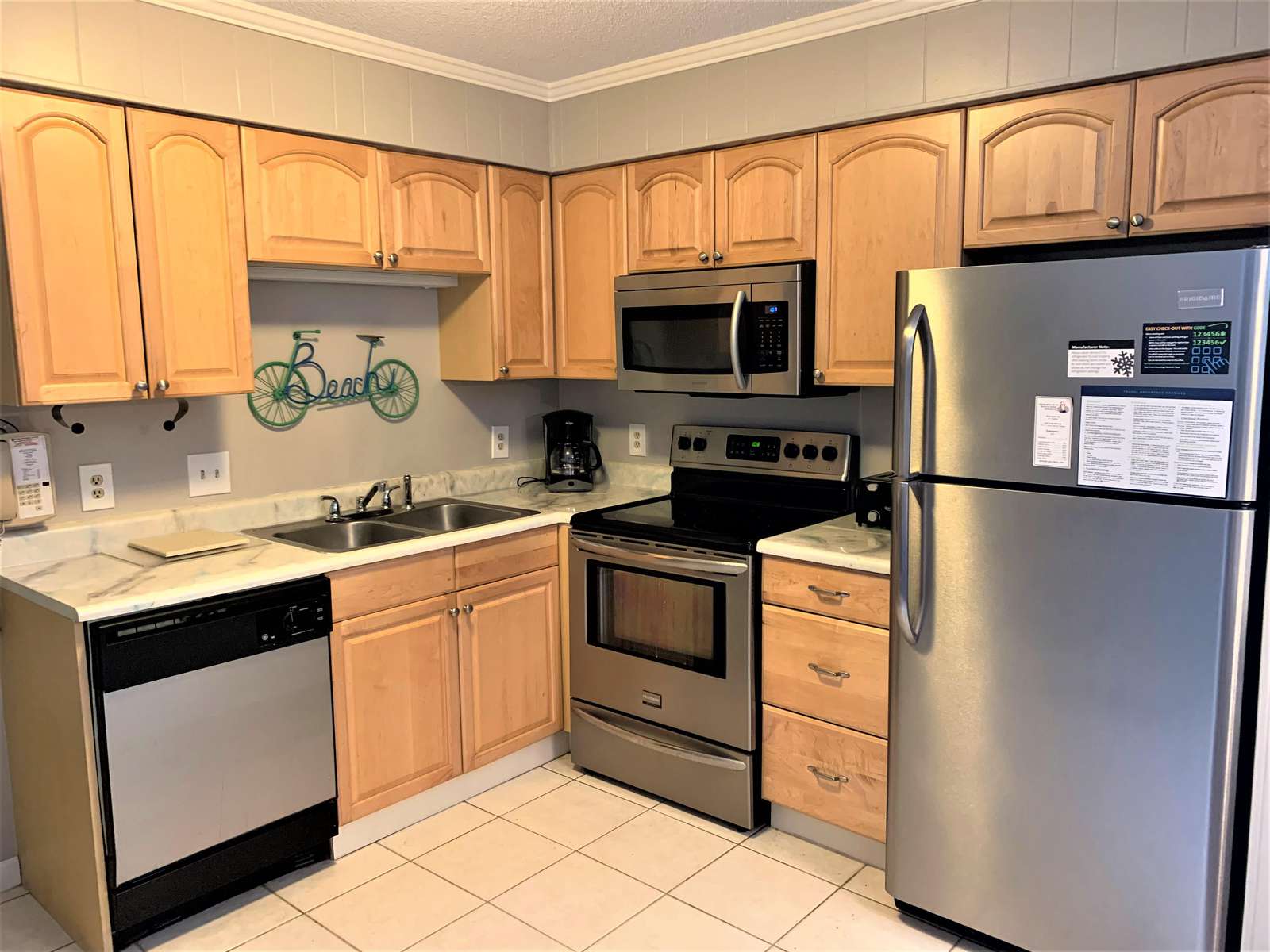 Fully Kitchen with Stainless Appliances