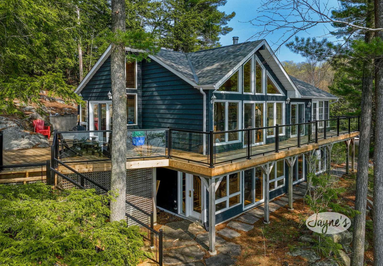 Bruce Hideaway Preview 0