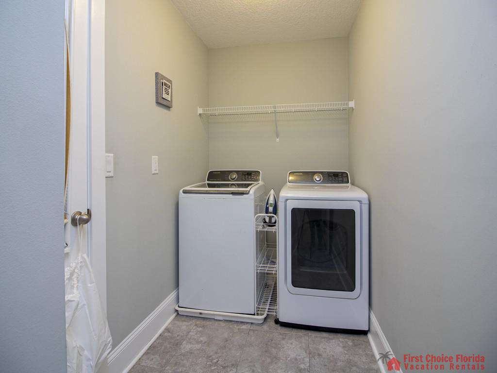 Seaside Retreat - Laundry Room