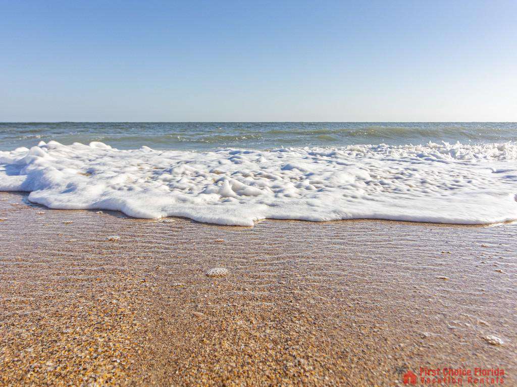 Seaside Retreat - Waves Breaking