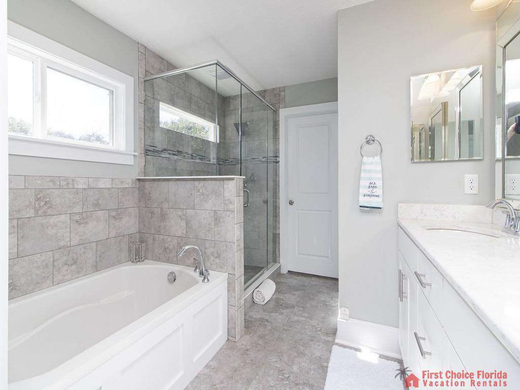 Seaside Retreat - Master Bath