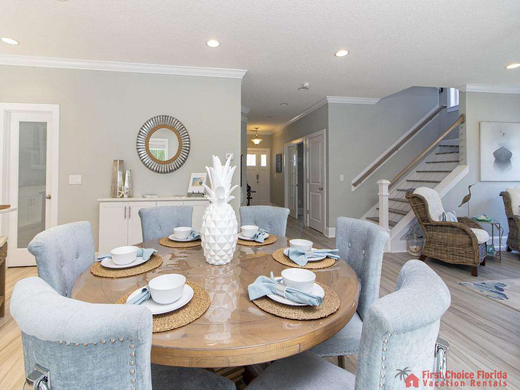 Seaside Retreat - Dining Area