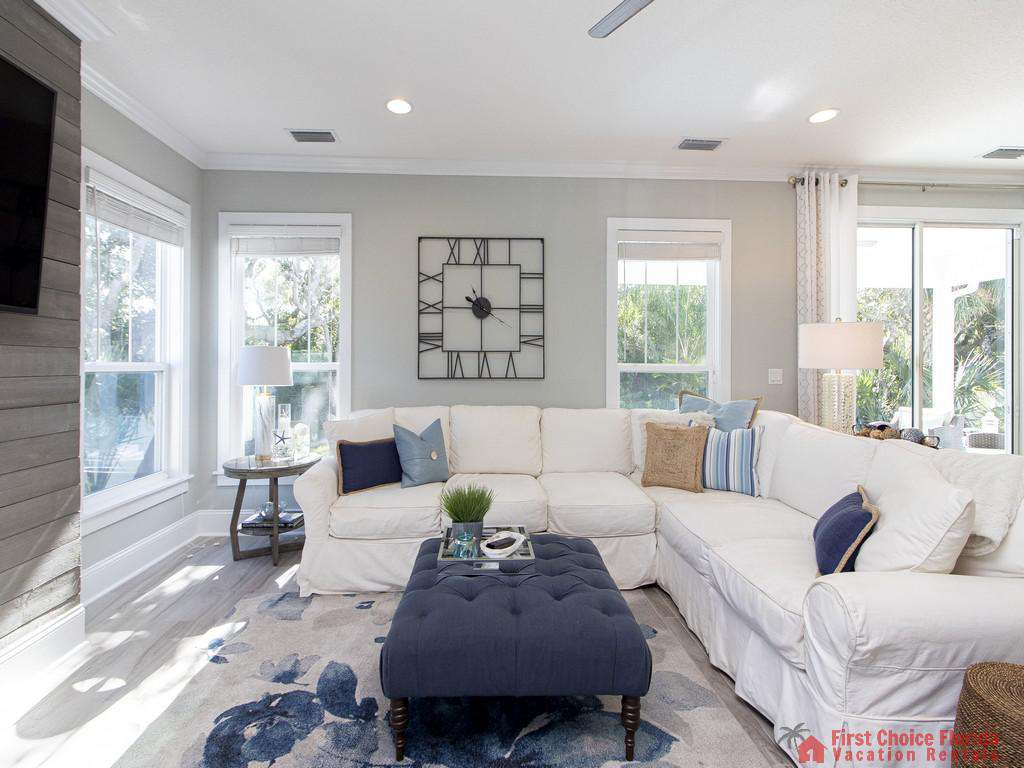 Seaside Retreat - Living Room